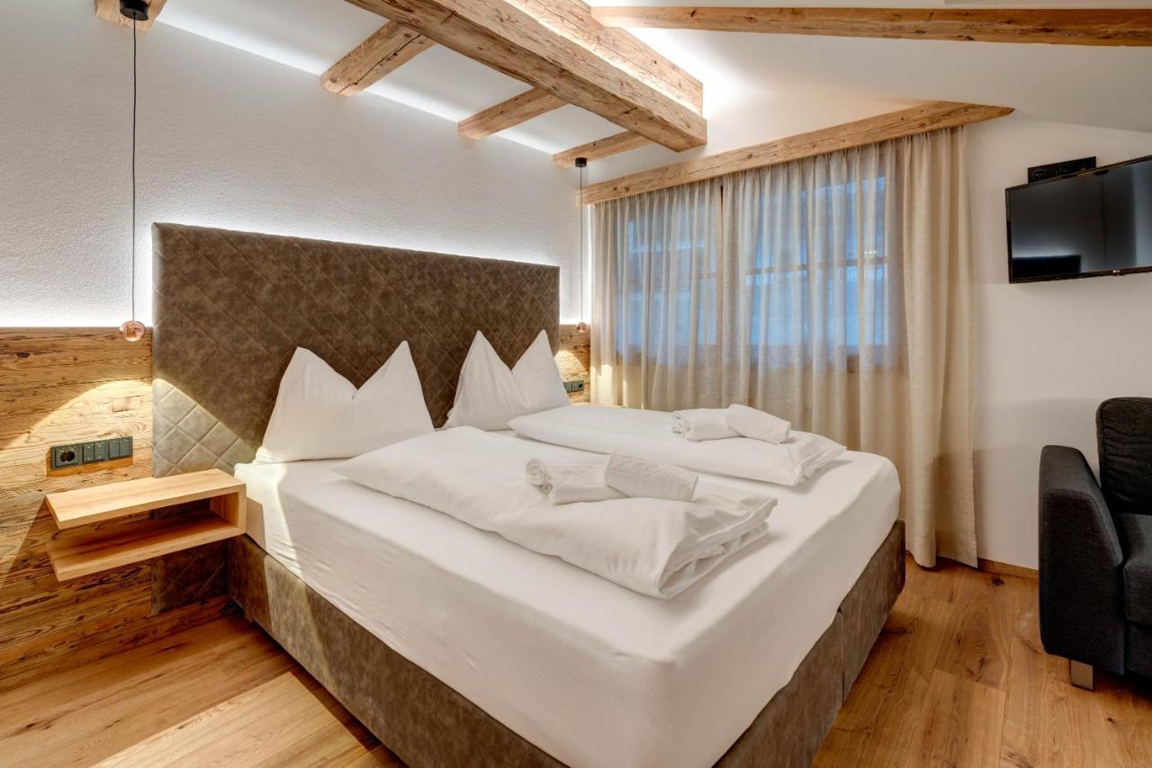 Hotel Residence Gasser ヴィッランドロ エクステリア 写真